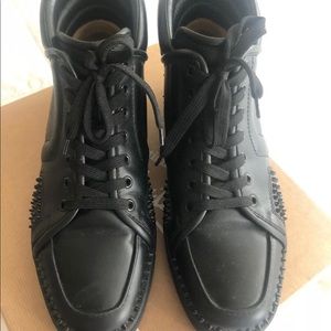 Christian Louboutin Us 9